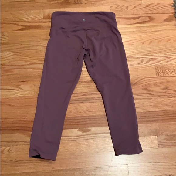 Reversible Cropped Lululemon Leggings - Picture 2 of 2